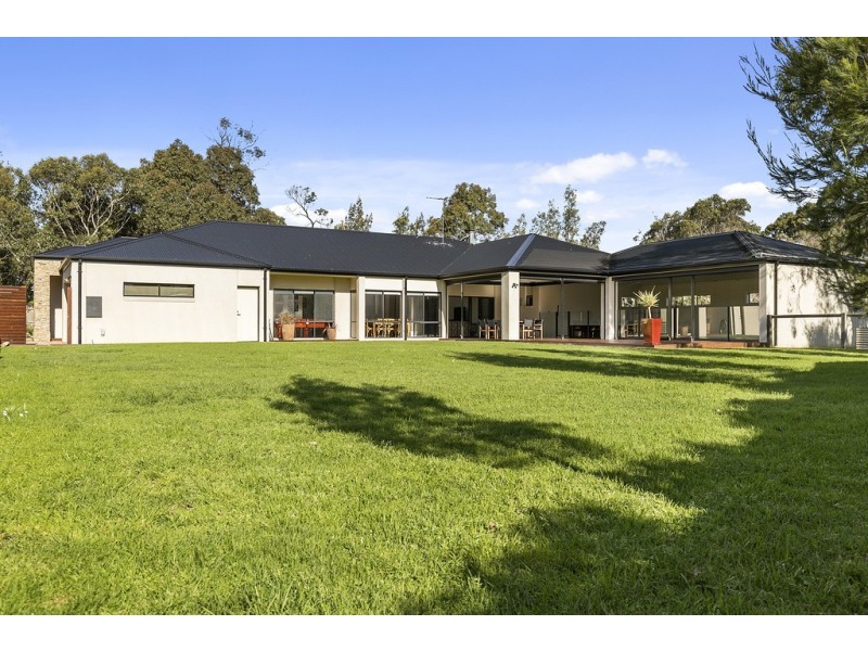 23 Cape Barren Close, Cowes VIC 3922