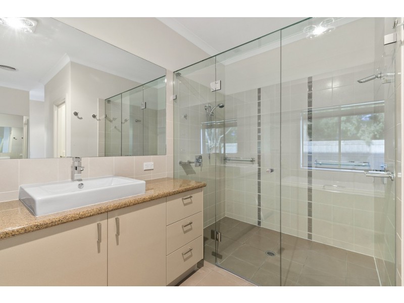 23 Cape Barren Close, Cowes VIC 3922