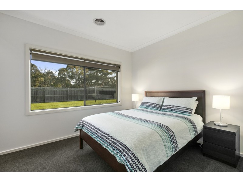 23 Cape Barren Close, Cowes VIC 3922