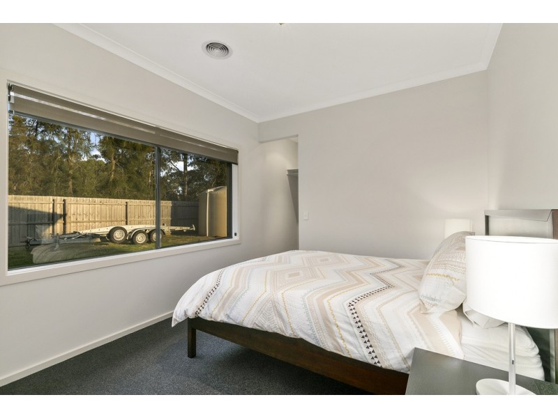 23 Cape Barren Close, Cowes VIC 3922