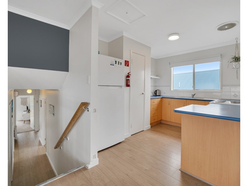 6 Bayview Avenue, Surf Beach VIC 3922