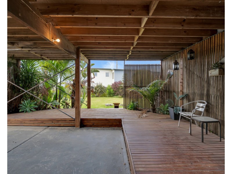 6 Bayview Avenue, Surf Beach VIC 3922