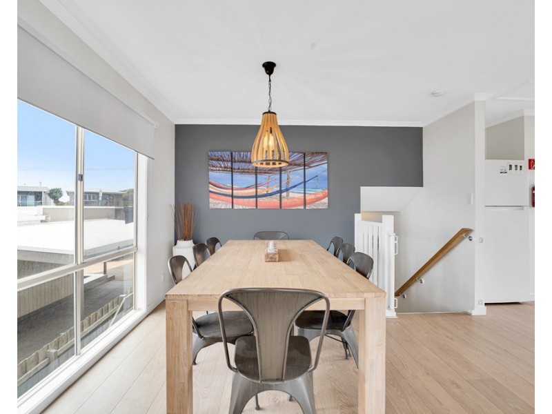 6 Bayview Avenue, Surf Beach VIC 3922
