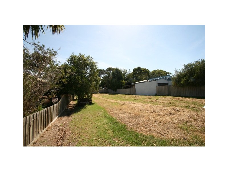 12 Terry Crescent, Wimbledon Heights VIC 3922