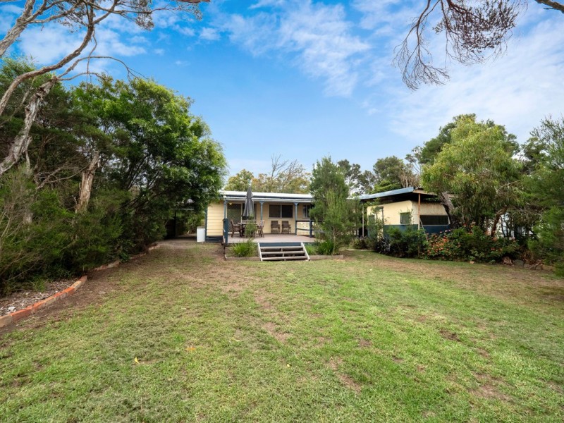 33 Churchill Drive, Cowes VIC 3922