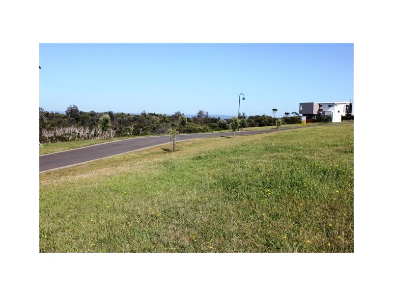 2 Toscana Rise, Cowes VIC 3922