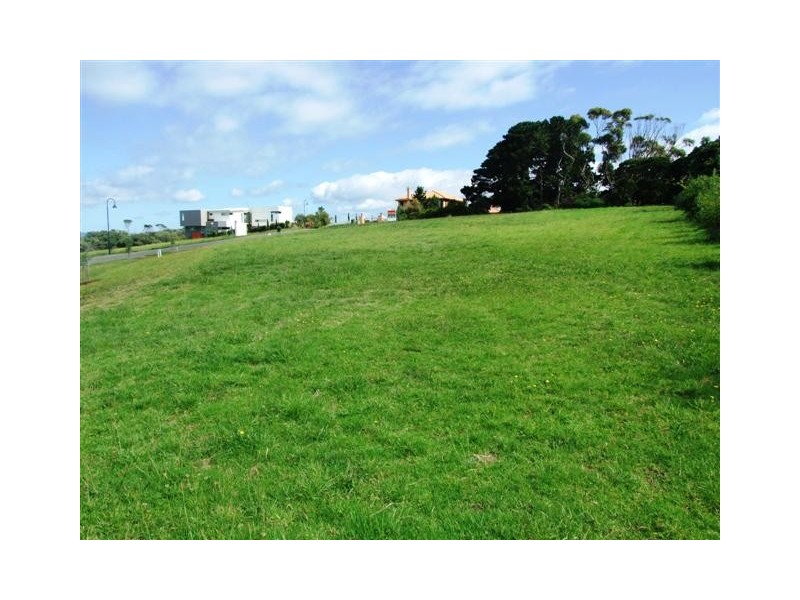 2 Toscana Rise, Cowes VIC 3922