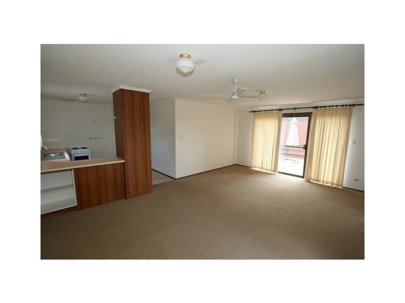 28 Raywood Avenue, Cowes VIC 3922