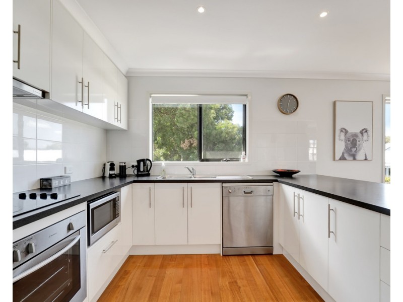 13 Saltwater Place, Sunset Strip VIC 3922