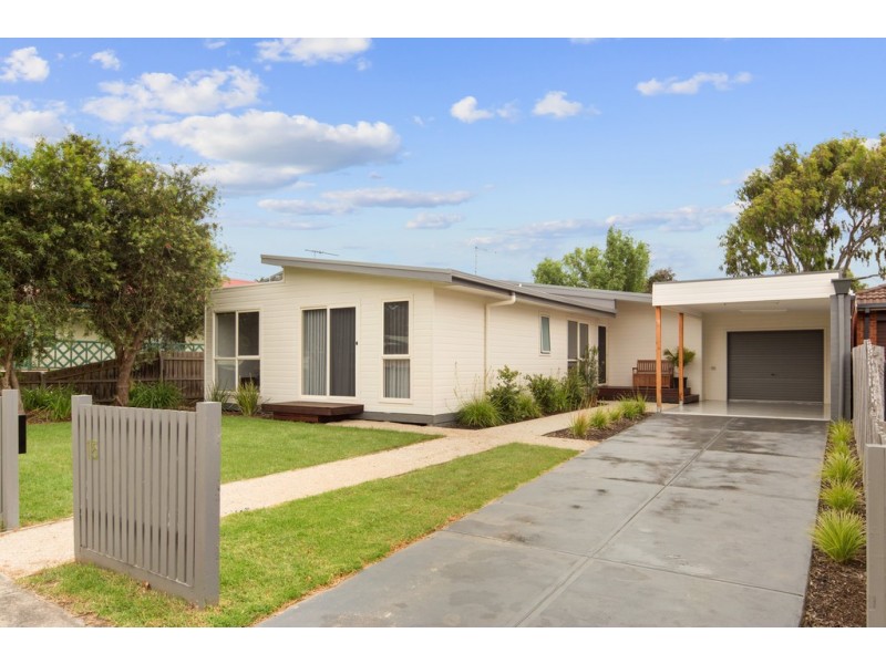 15 Kenwyn Court, Cowes VIC 3922