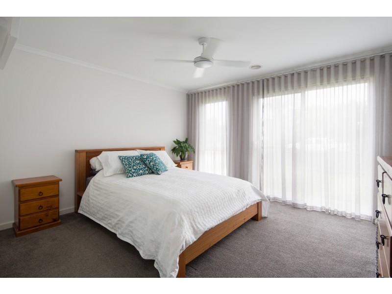 15 Kenwyn Court, Cowes VIC 3922