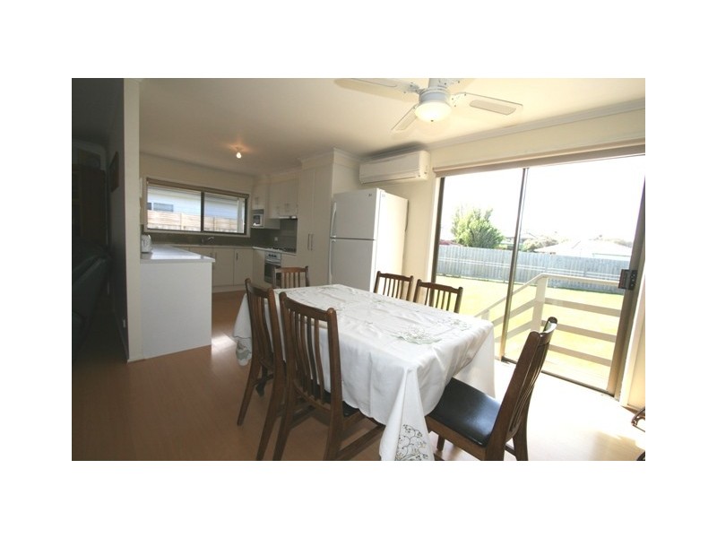 17 Gemma Street, Sunderland Bay VIC 3922