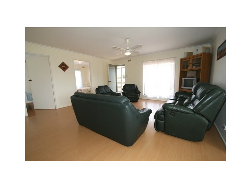 17 Gemma Street, Sunderland Bay VIC 3922