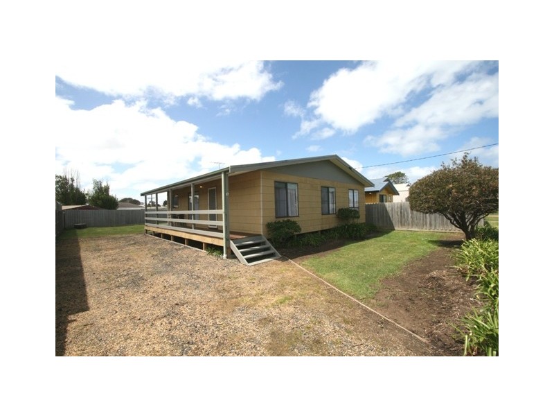 17 Gemma Street, Sunderland Bay VIC 3922