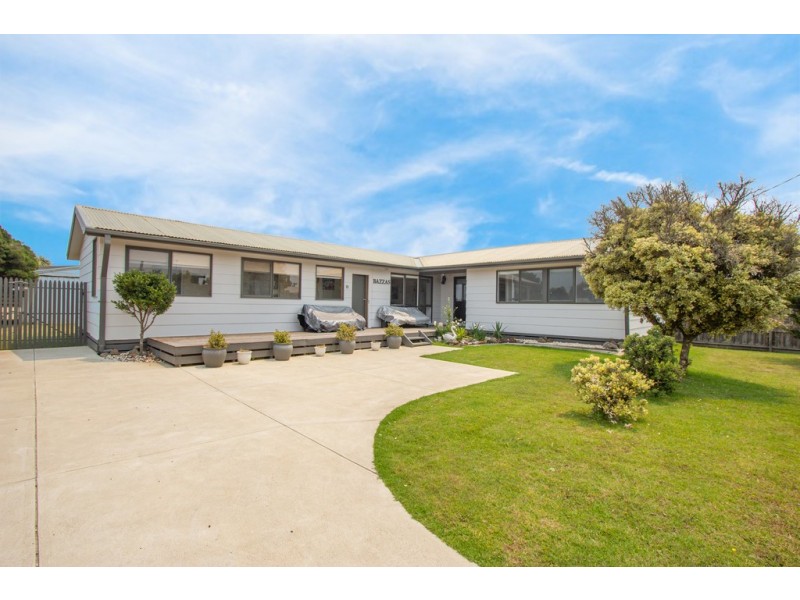 21 Sinclair Avenue, Surf Beach VIC 3922