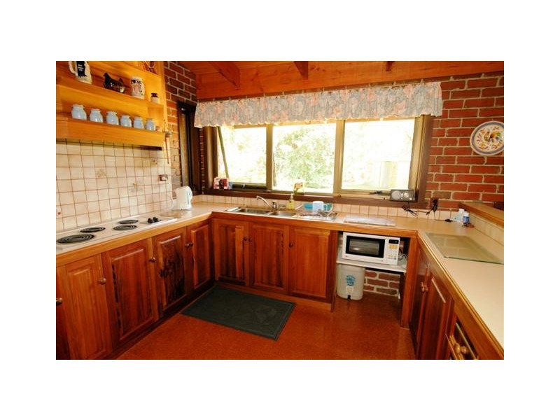 5 Kenwood Court, Cowes VIC 3922