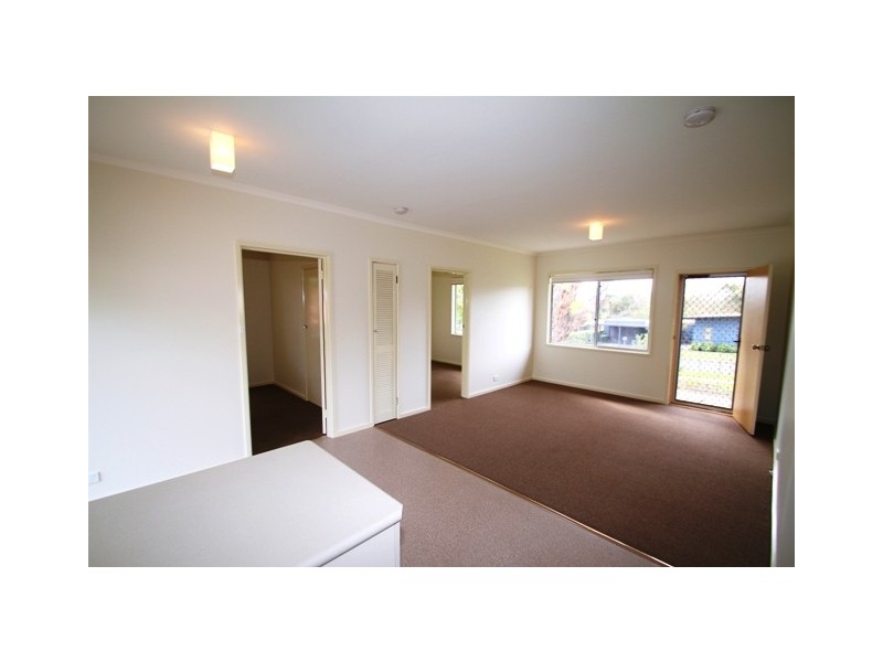 24 Seascape Avenue, Cowes VIC 3922