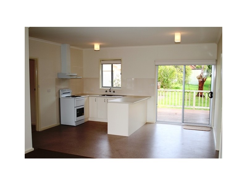 24 Seascape Avenue, Cowes VIC 3922