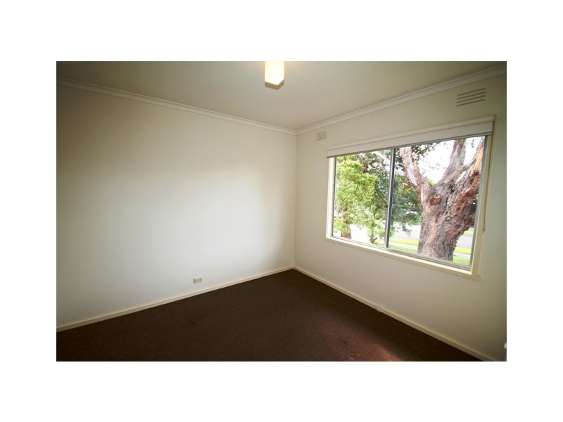 24 Seascape Avenue, Cowes VIC 3922