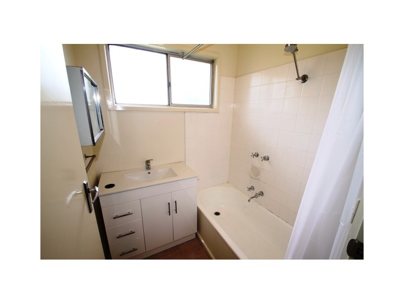 24 Seascape Avenue, Cowes VIC 3922