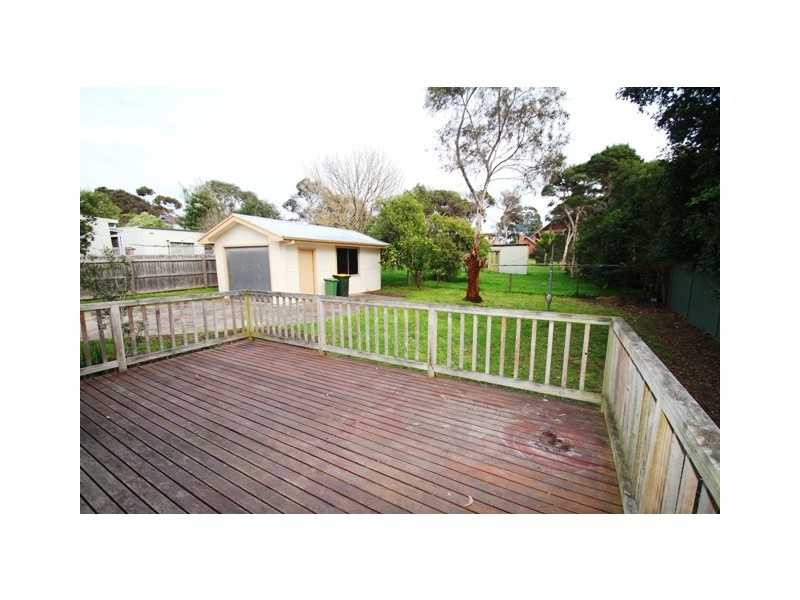 24 Seascape Avenue, Cowes VIC 3922