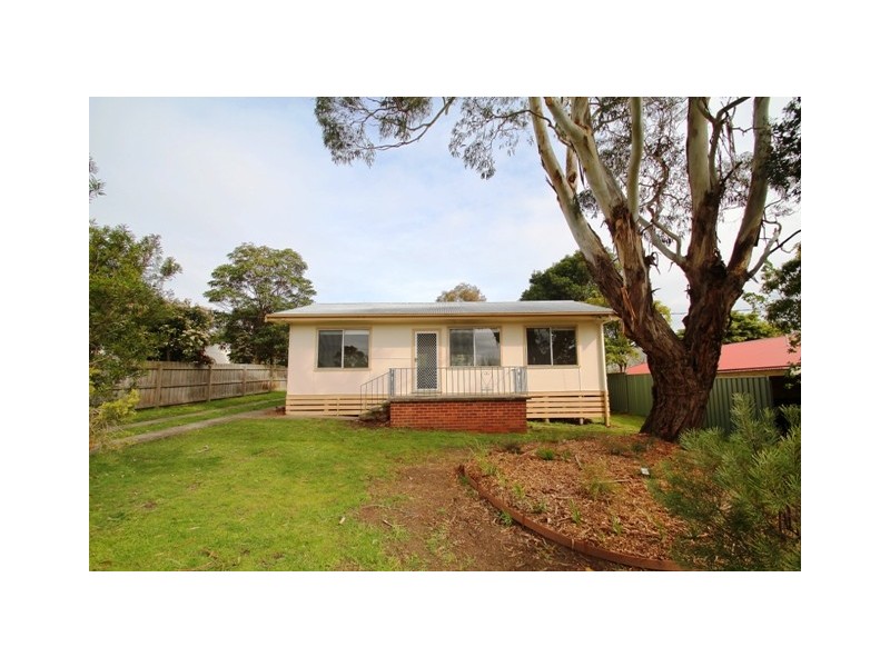 24 Seascape Avenue, Cowes VIC 3922