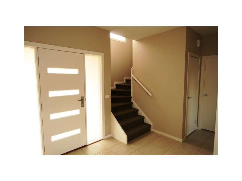 Unit 3 7-9 Norman Drive, Cowes VIC 3922