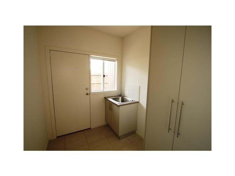 Unit 3 7-9 Norman Drive, Cowes VIC 3922