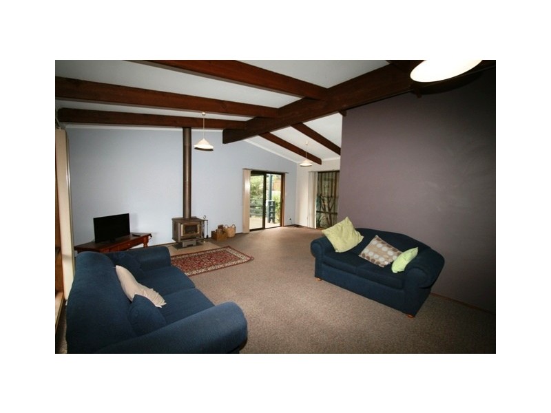 11 Outlook Drive, Cowes VIC 3922