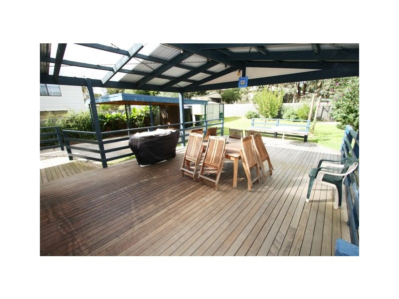 11 Outlook Drive, Cowes VIC 3922