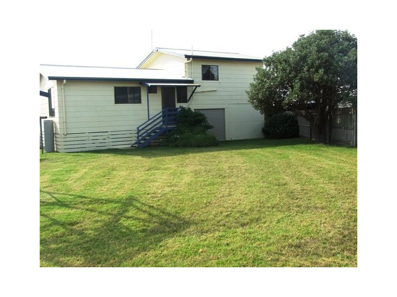 25 Page Avenue, Surf Beach VIC 3922