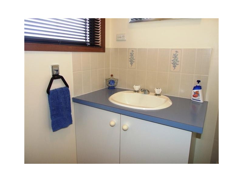 25 Page Avenue, Surf Beach VIC 3922