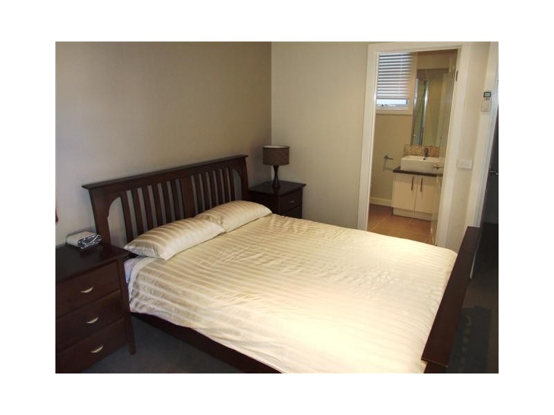 11/55-57 Chapel Street, Cowes VIC 3922