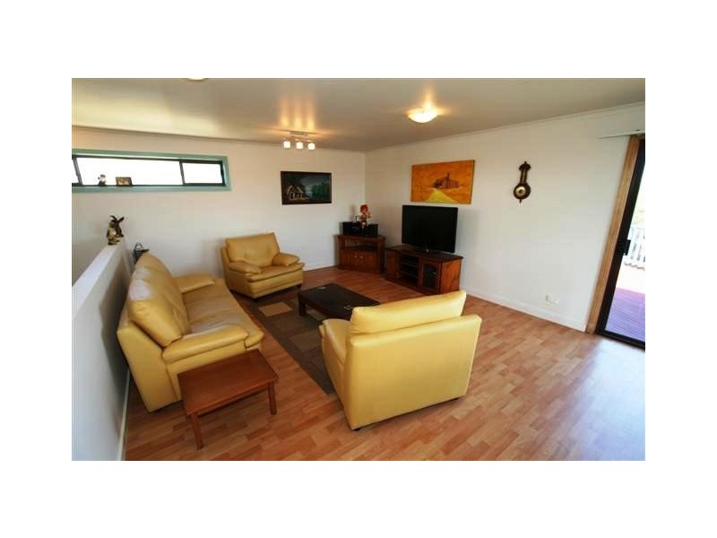 26 Surf Crescent, Surf Beach VIC 3922