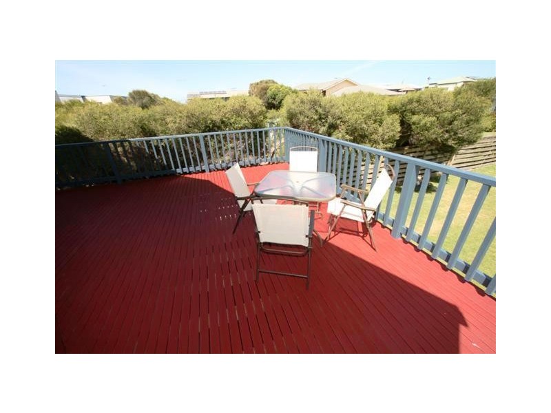 26 Surf Crescent, Surf Beach VIC 3922