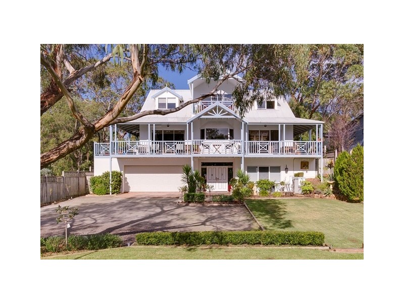 9 Gordon Street, Cowes VIC 3922