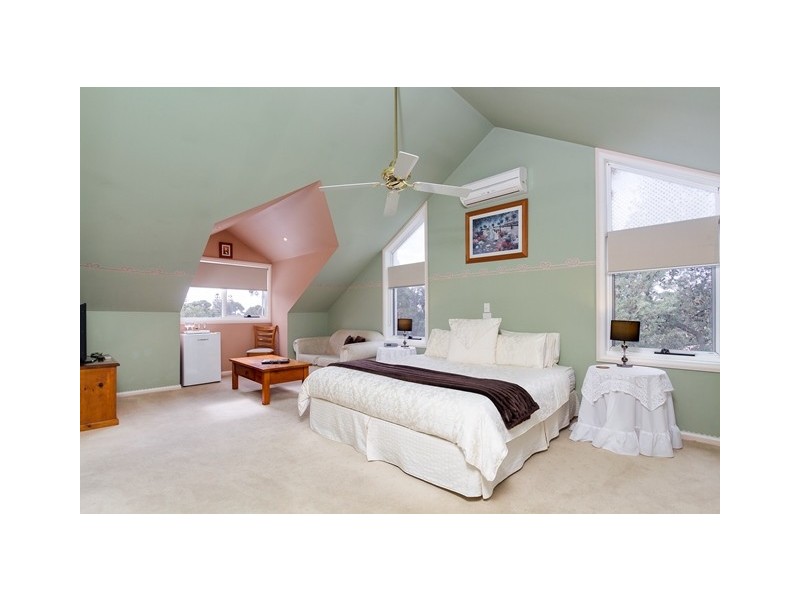 9 Gordon Street, Cowes VIC 3922