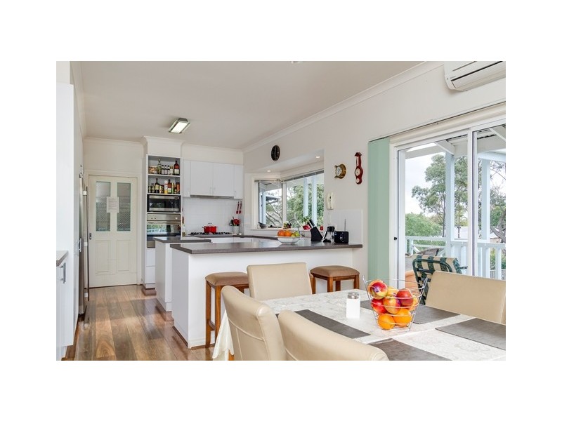 9 Gordon Street, Cowes VIC 3922