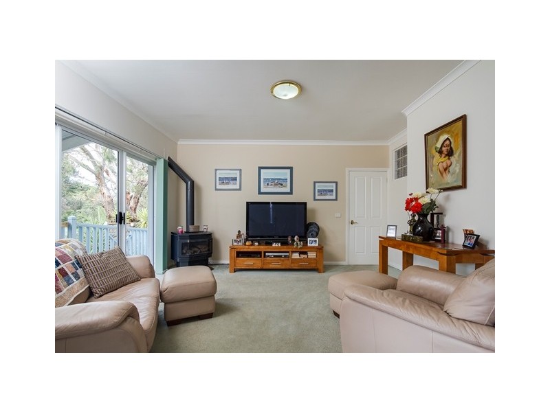 9 Gordon Street, Cowes VIC 3922