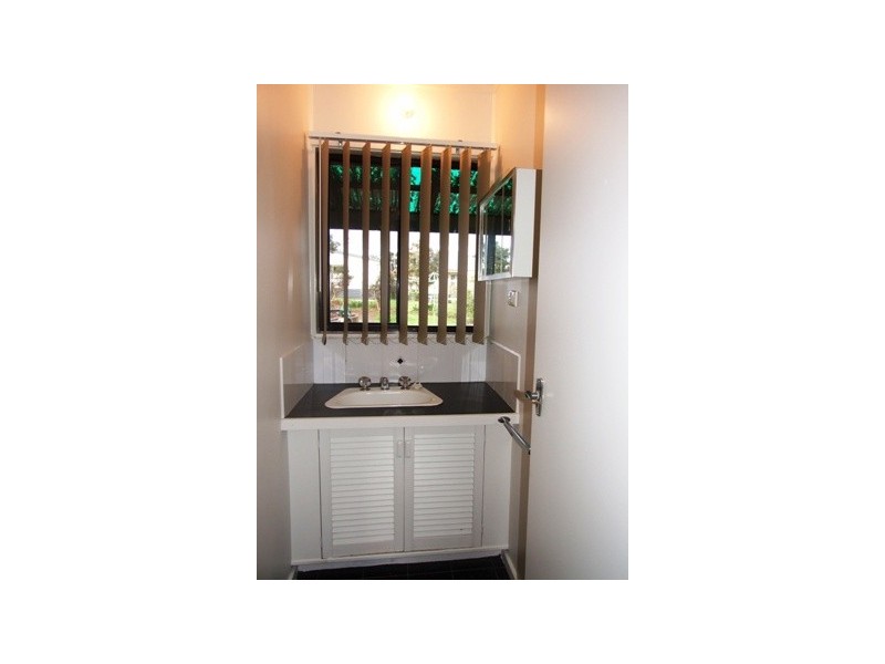 9 Churchill Drive, Cowes VIC 3922