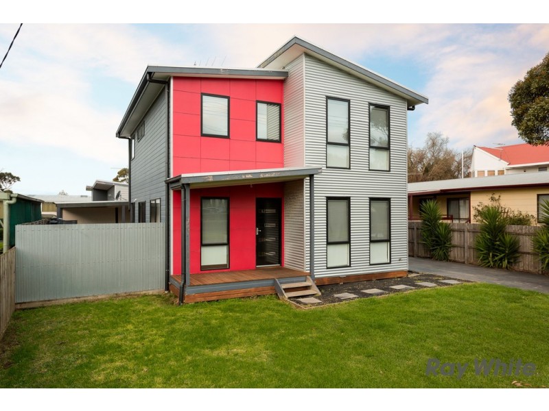 1/9 Goondiwindi Drive, Cowes VIC 3922