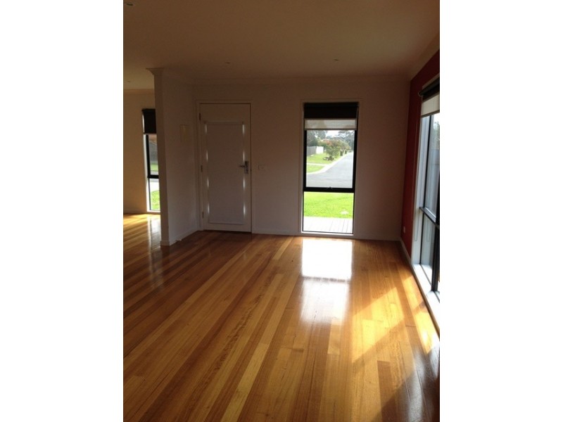 1/9 Goondiwindi Drive, Cowes VIC 3922