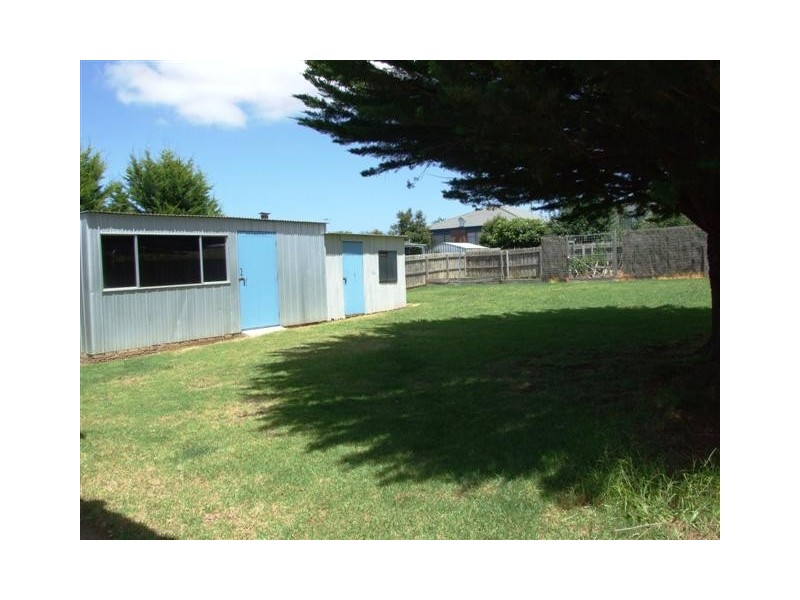 15 Laver Drive, Wimbledon Heights VIC 3922