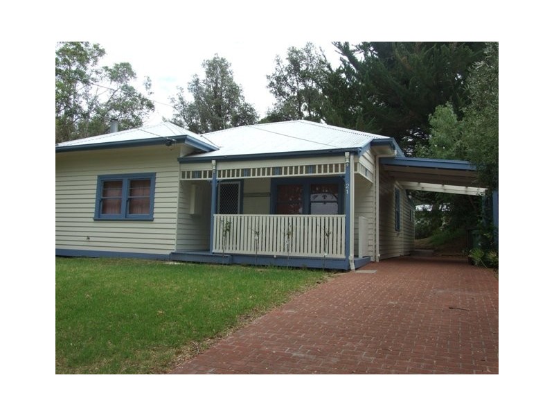 21 Honeysuckle Grove, Silverleaves VIC 3922