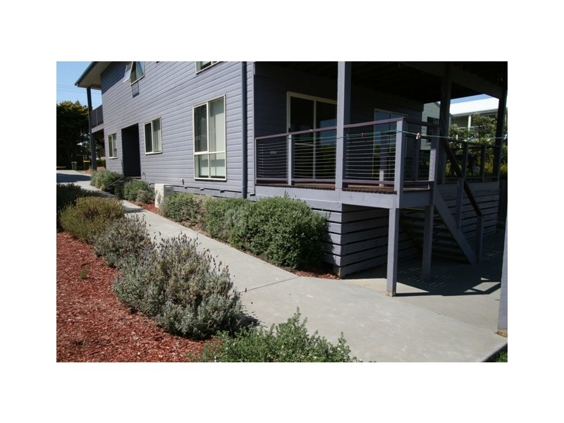 106 Red Rocks Road, Cowes VIC 3922