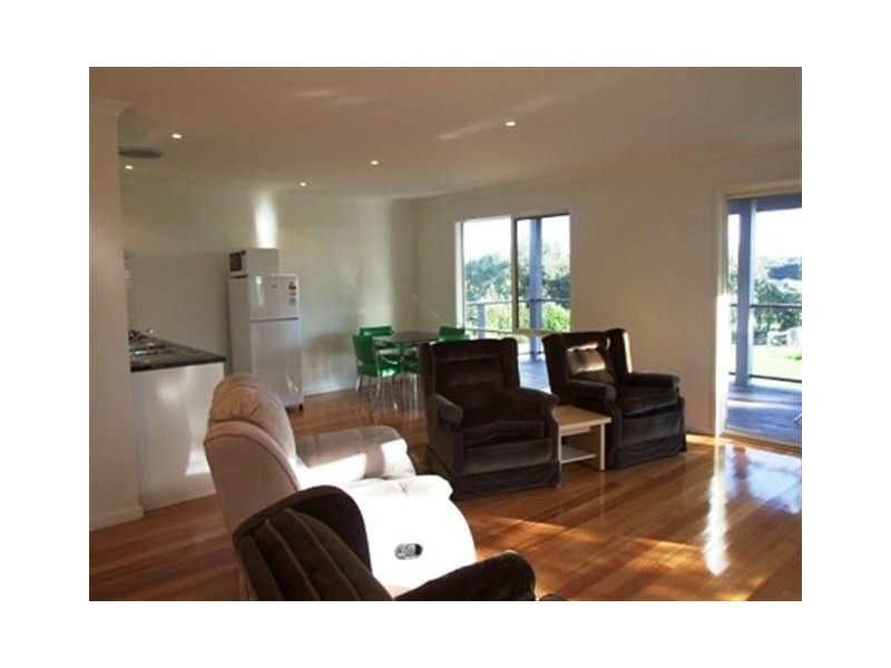 106 Red Rocks Road, Cowes VIC 3922