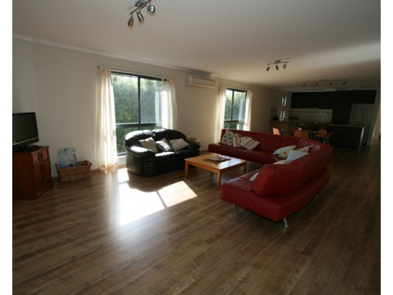 31 Outlook Drive, Cowes VIC 3922