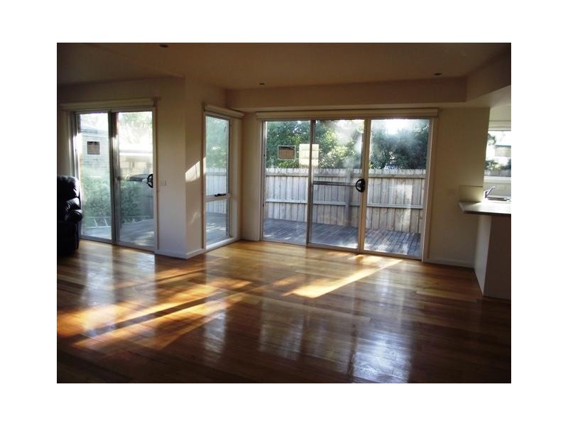 U2/7 Alexander Avenue, Cowes VIC 3922