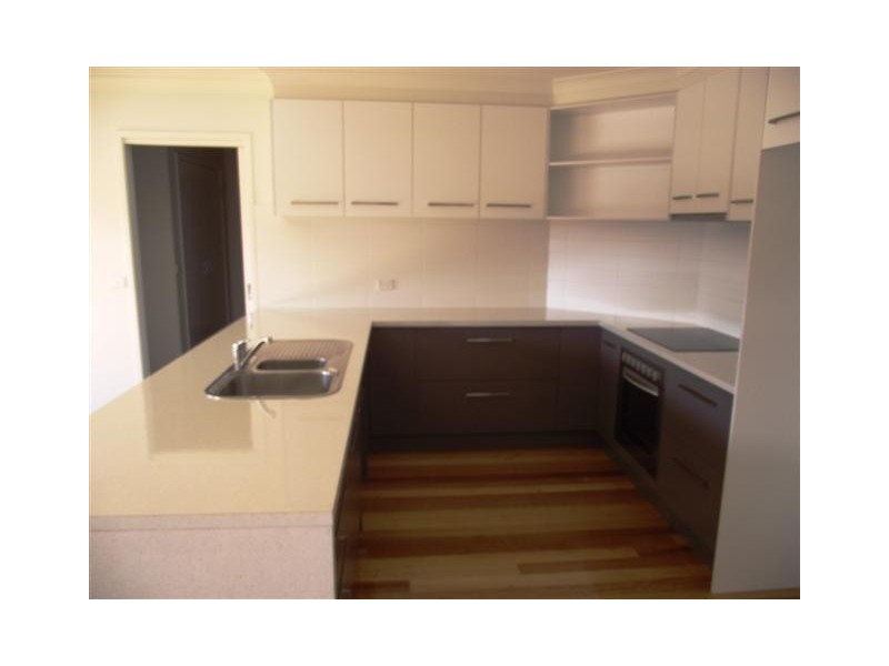 2/9 Goondiwindi Drive, Cowes VIC 3922