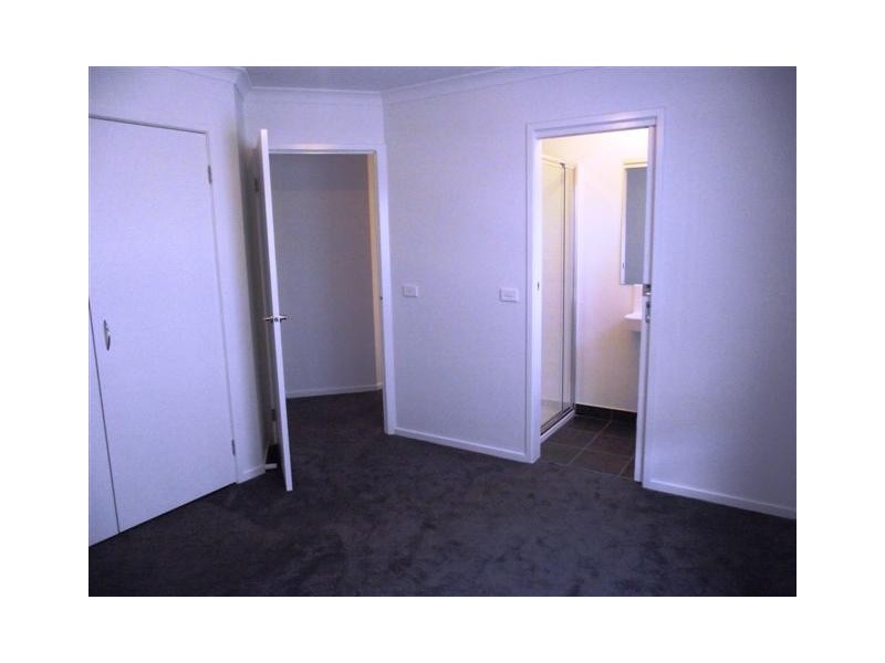 2/9 Goondiwindi Drive, Cowes VIC 3922